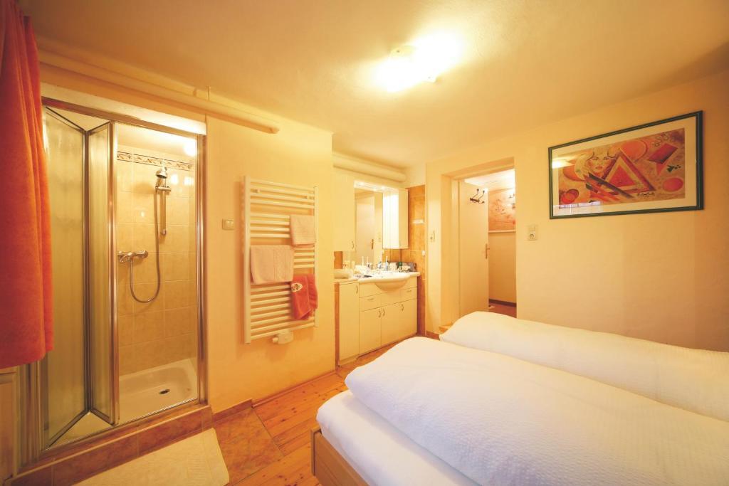 Apartment Haus Schatz Kitzbuhel Room photo